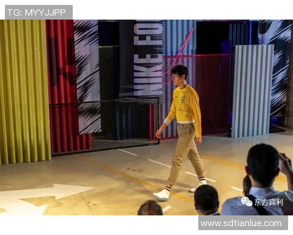 退役球星重返赛场挑战室内足球新篇章 引领运动新风潮