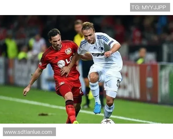 足球巨星激情对决精彩进球集锦展现无与伦比的竞技魅力